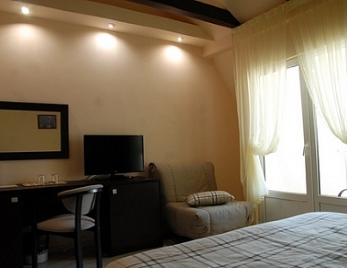 Стандарт 2-местный Пляжный корпус 4 - Пансионат «Бургас»