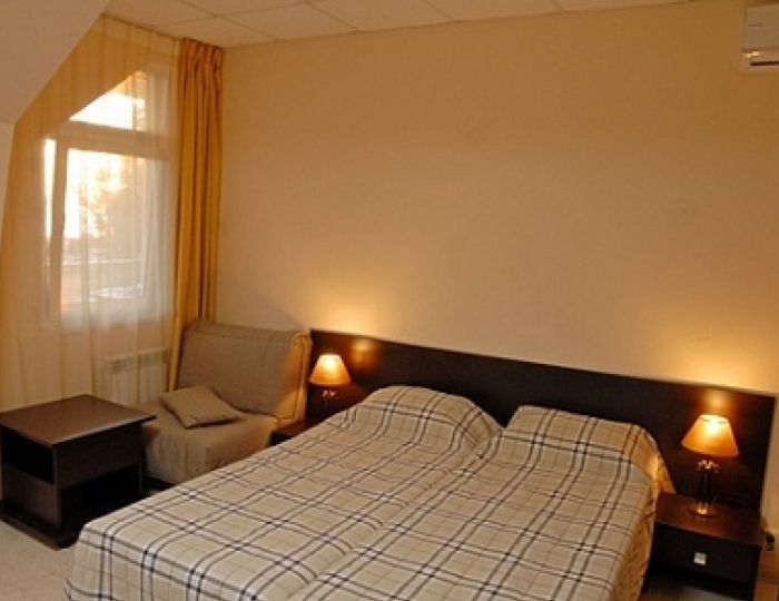 Стандарт 2-местный Пляжный корпус 5 - Пансионат «Бургас»